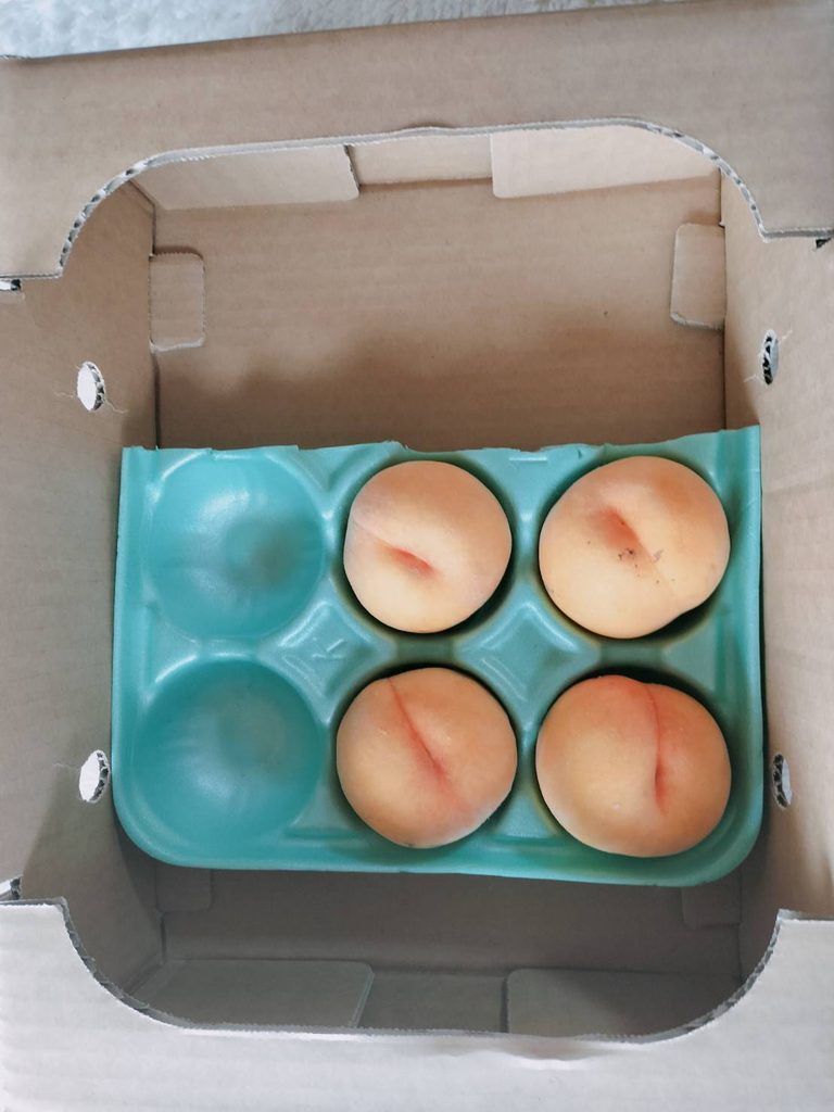 はなまる青果店 黄色の桃