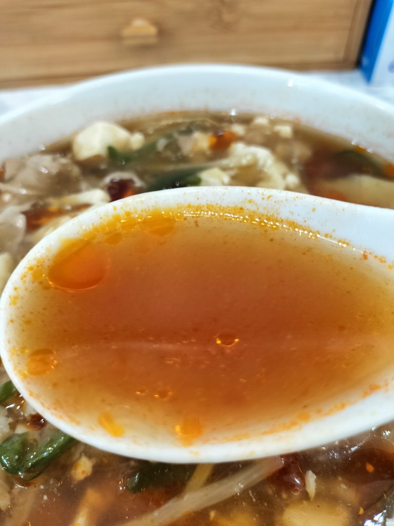 【麺や二代目 夜来香】スーラータンメンのスープ