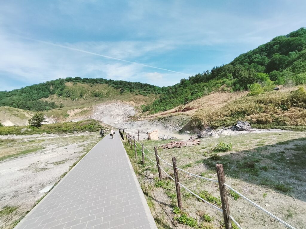 【秋田県仙北市】特別な湯治場・名湯 玉川温泉 自然研究路