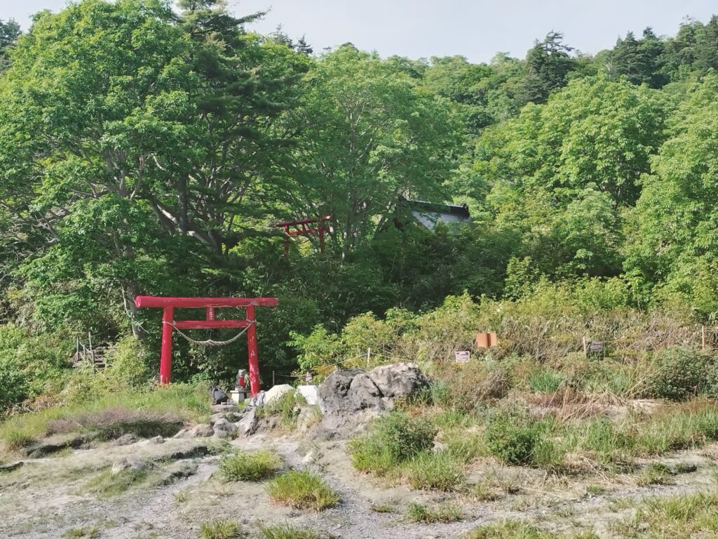 【秋田県仙北市】特別な湯治場・名湯 玉川温泉 自然研究路 鳥居
