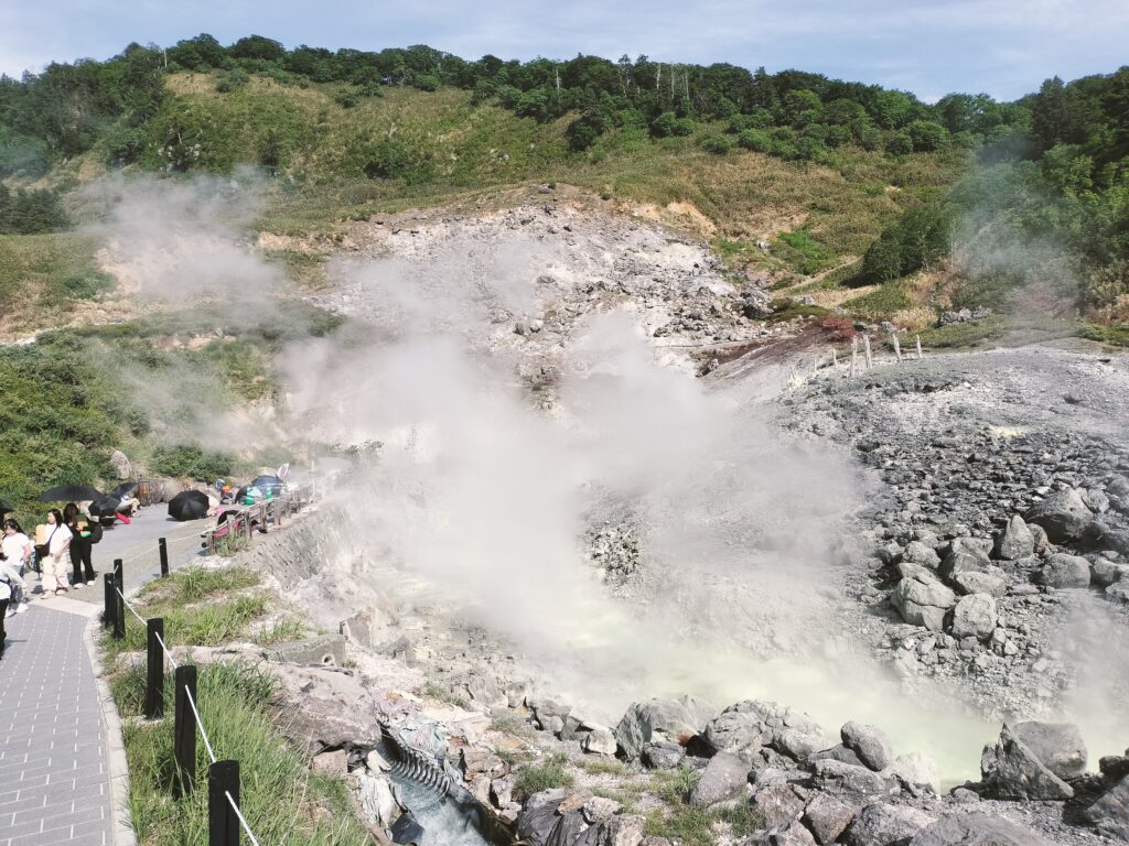【秋田県仙北市】特別な湯治場・名湯 玉川温泉 自然研究路 大噴