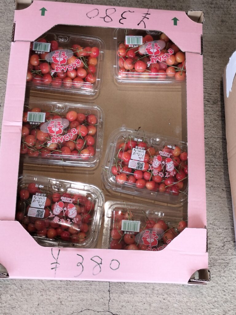 【秋田県美郷町】道の駅美郷 露店 さくらんぼ
