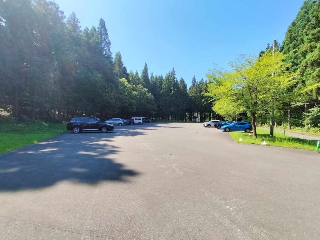 【秋田県にかほ市】元滝伏流水 駐車場