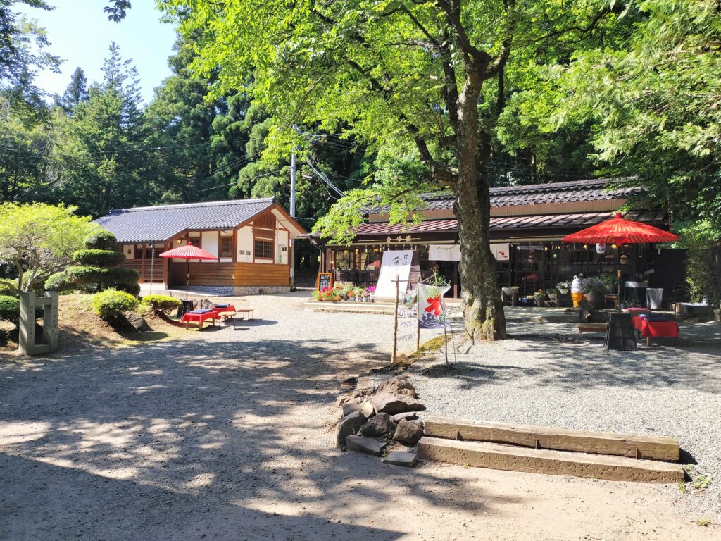 【秋田県にかほ市】奈曽の白滝 金峰神社 甘味処 金峰園