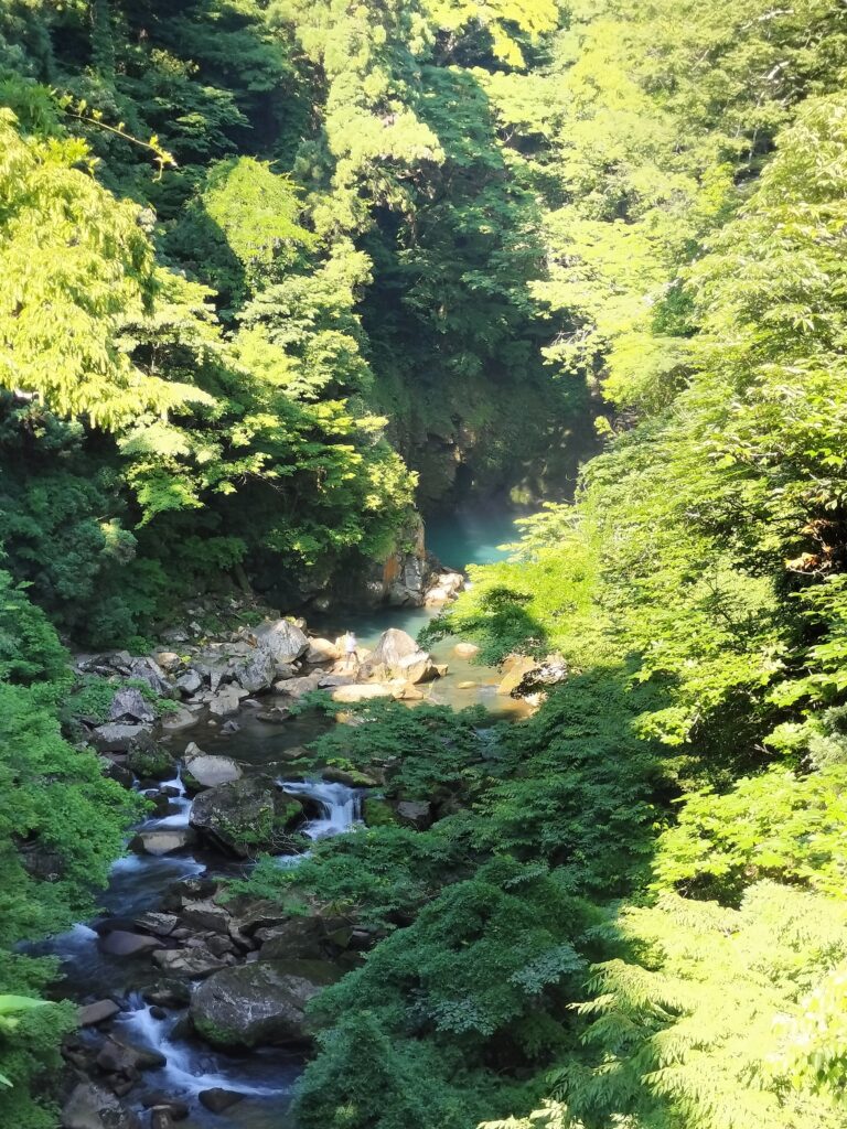 【秋田県にかほ市】奈曽の白滝 景観