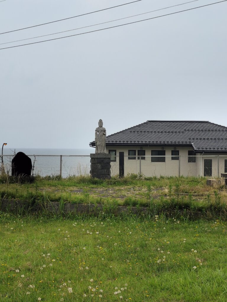 【山形県遊佐町】十六羅漢岩 周辺