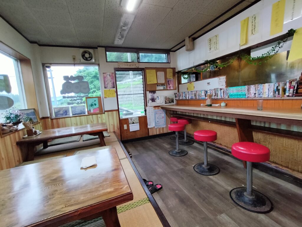 【秋田県能代市】お食事処かあちゃん 店内
