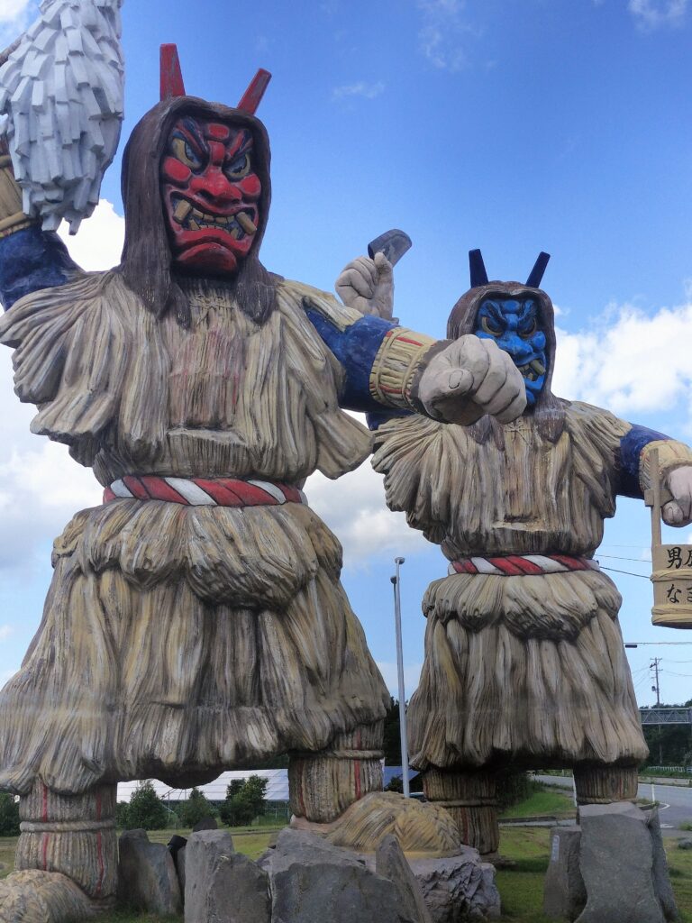 【秋田県男鹿市】男鹿総合観光案内所の巨大なまはげ立像