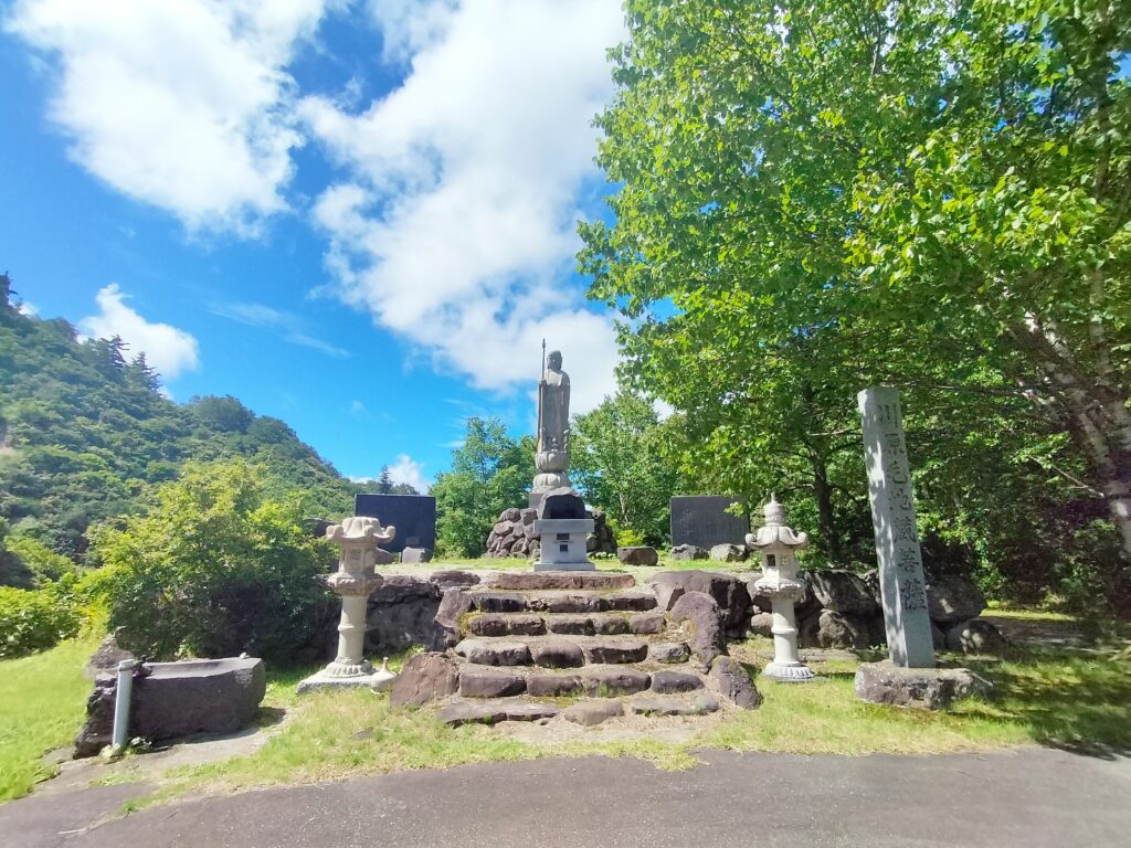 【秋田県湯沢市】川原毛地蔵菩薩