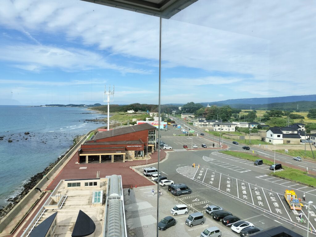【秋田県にかほ市】道の駅象潟 ねむの丘 展望塔からの眺め