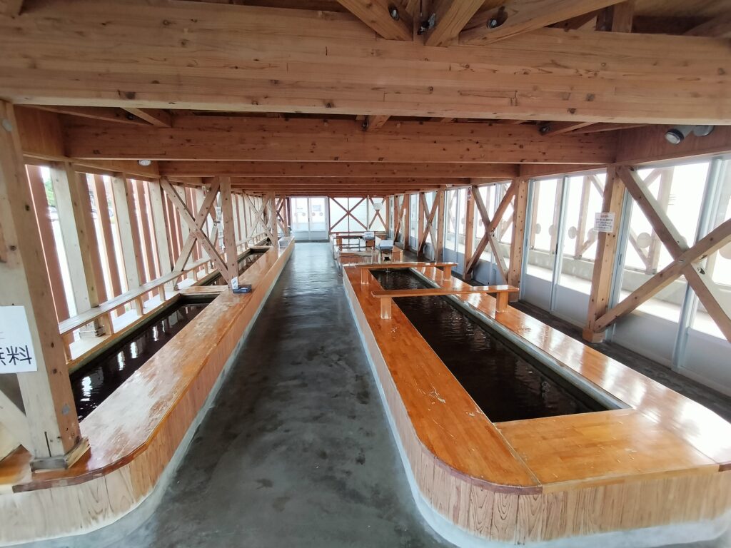 【秋田県にかほ市】道の駅象潟ねむの丘 あしほっと 館内