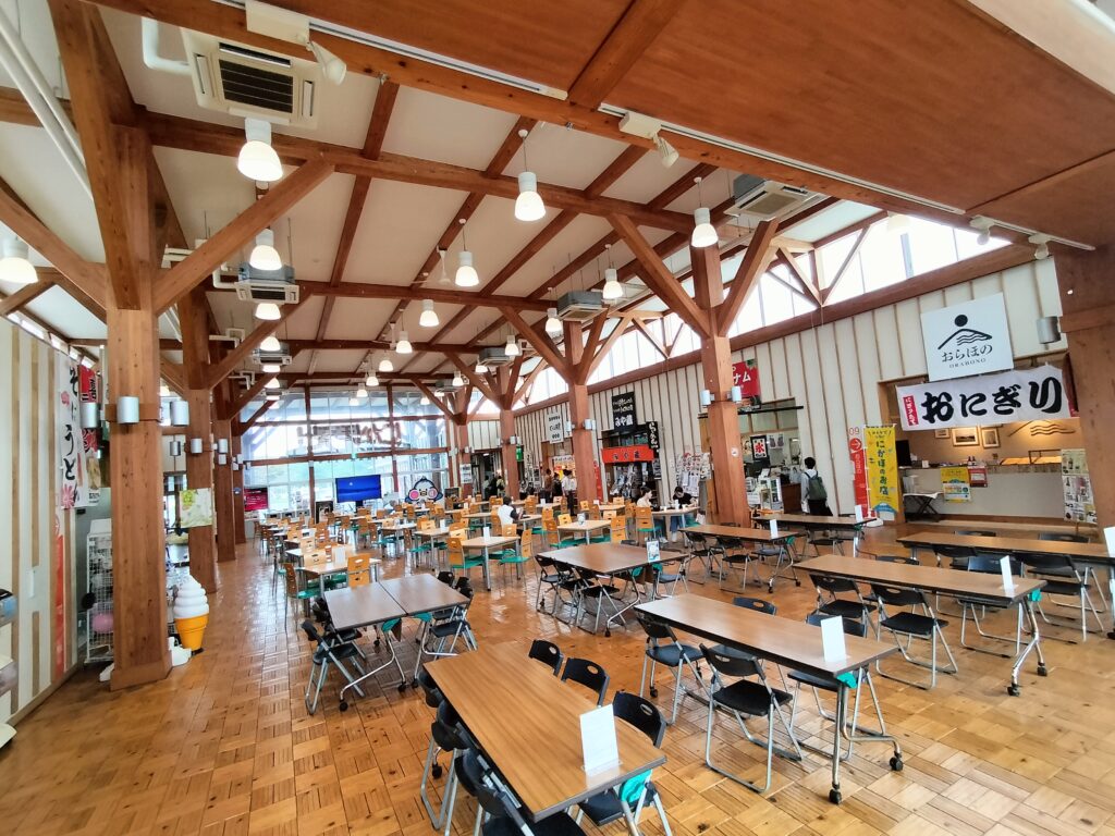 【秋田県にかほ市】道の駅象潟 ねむの丘 にかほっと 館内