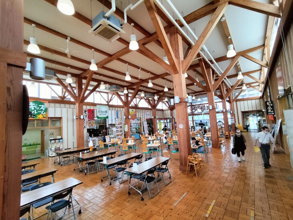 【秋田県にかほ市】道の駅象潟 ねむの丘 にかほっと 館内