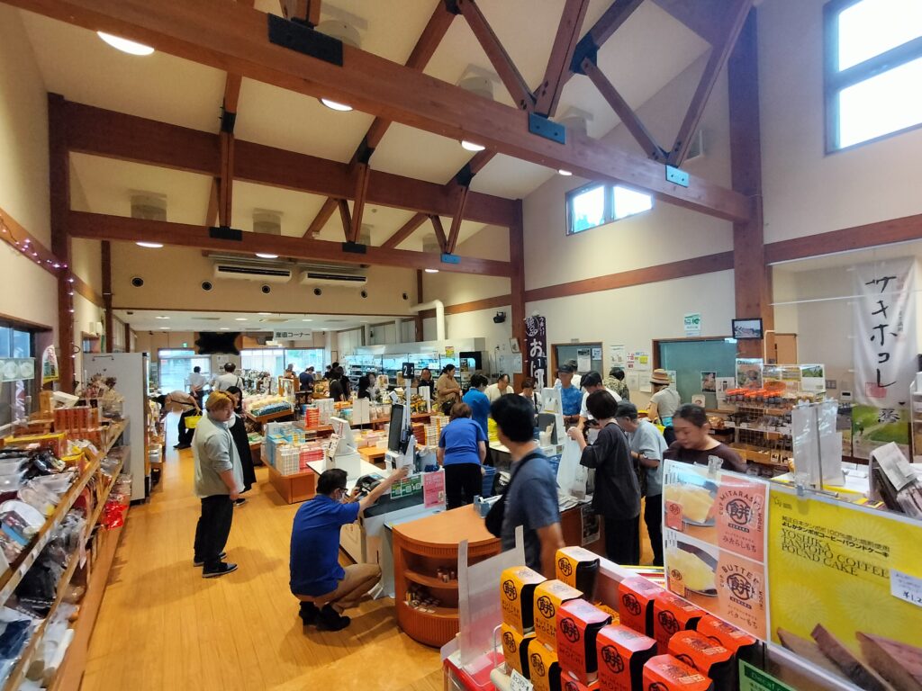 【秋田県大仙市】道の駅協和 四季の森 館内
