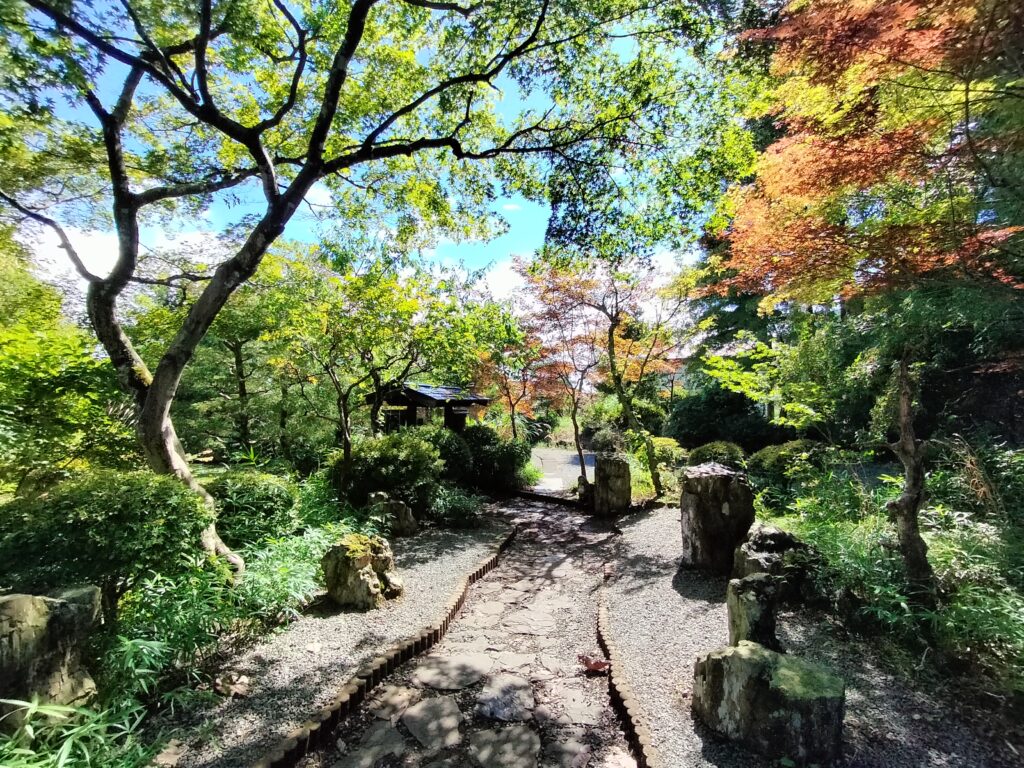 【秋田県仙北市角館町】庭園とお食事処 小倉園 庭園