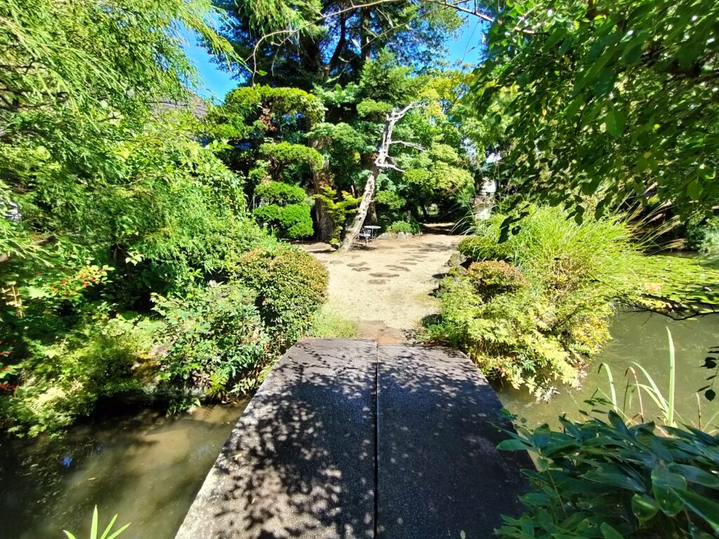 【秋田県仙北市角館町】庭園とお食事処 小倉園 庭園