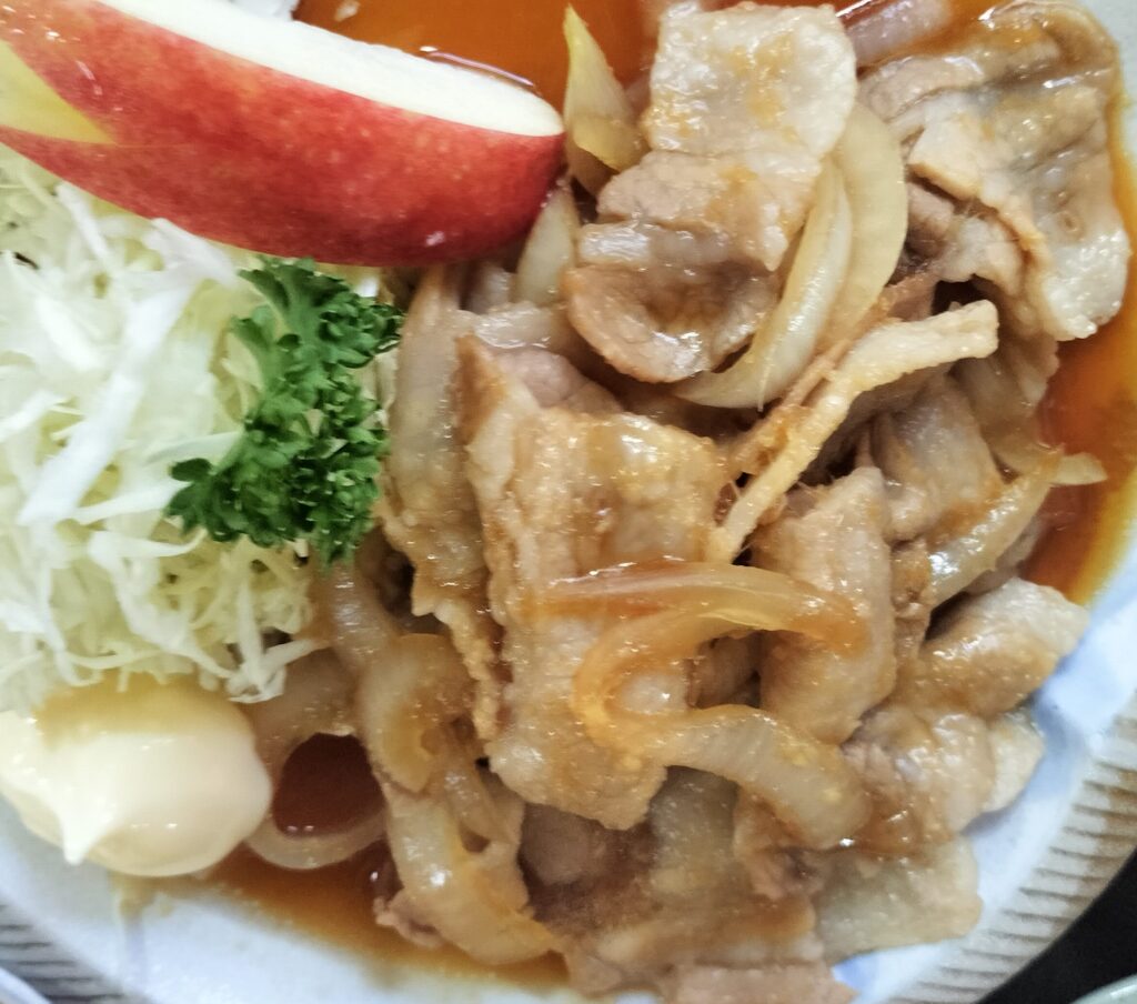 【秋田県仙北市角館町】庭園とお食事処 小倉園 しょうが焼き定食
