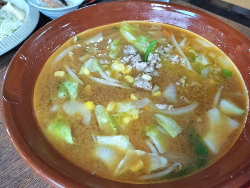 【秋田県仙北市角館町】庭園とお食事処 小倉園 すり鉢ラーメン