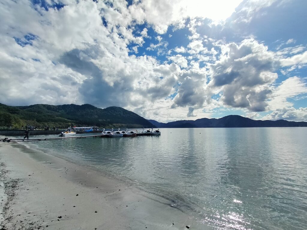 【秋田県仙北市】田沢湖 白浜湖畔