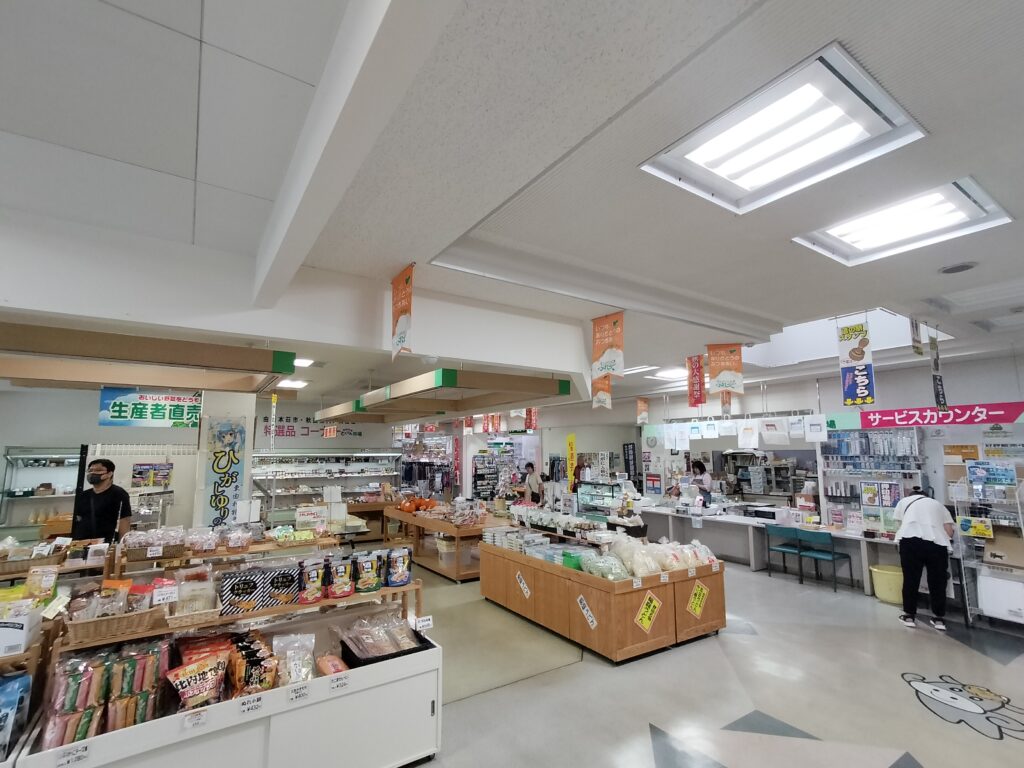【秋田県由利本荘市】道の駅東由利・黄桜の里・ぷれっそ店内