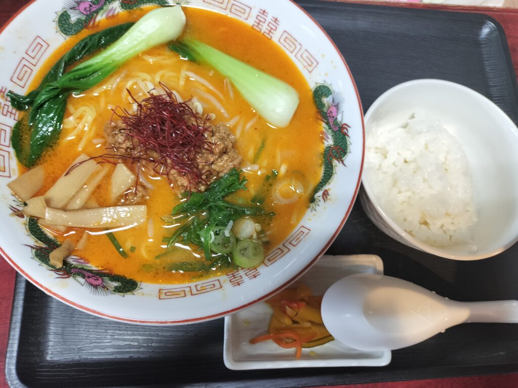 【秋田県由利本荘市】道の駅東由利・黄桜の里・ぷれっそ店内の田吾作坦々麺