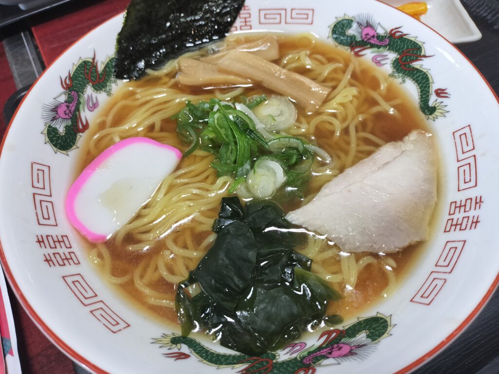 【秋田県由利本荘市】道の駅東由利・黄桜の里・ぷれっそ店内の田吾作百笑ラーメン