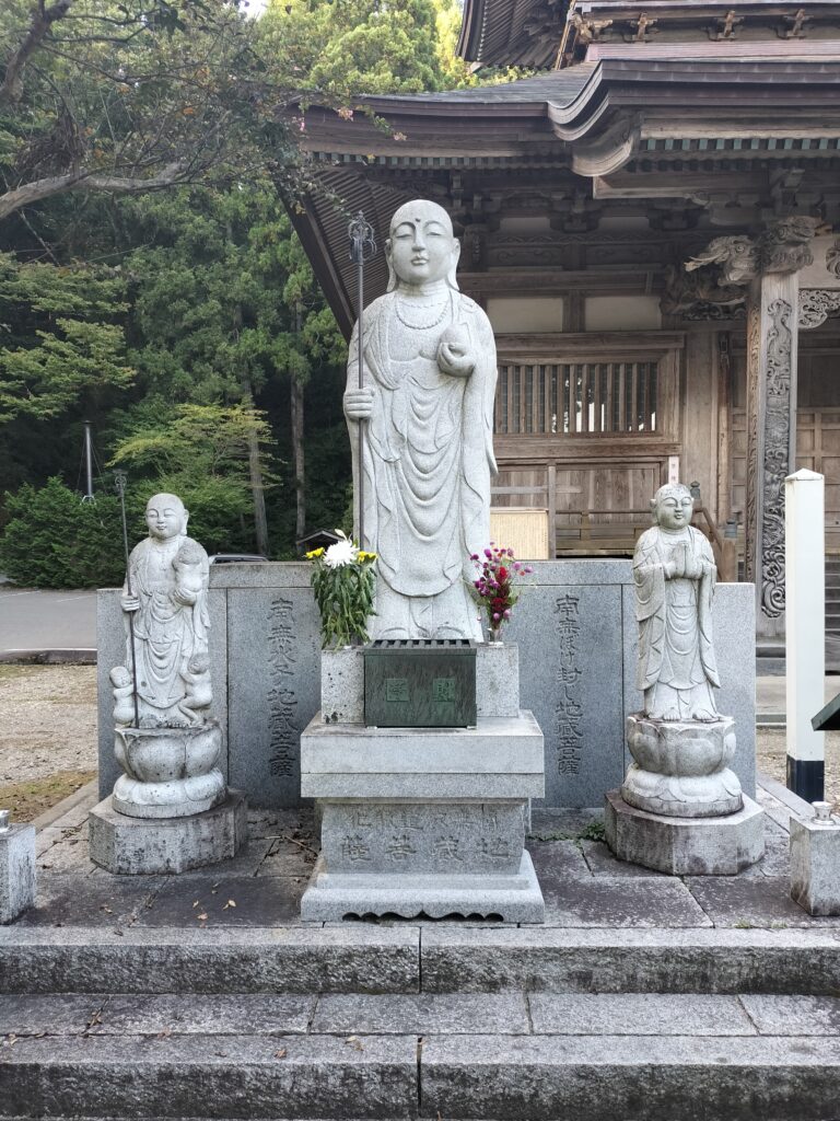 【秋田県由利本荘市】長谷寺:赤田の大仏菩薩地蔵
