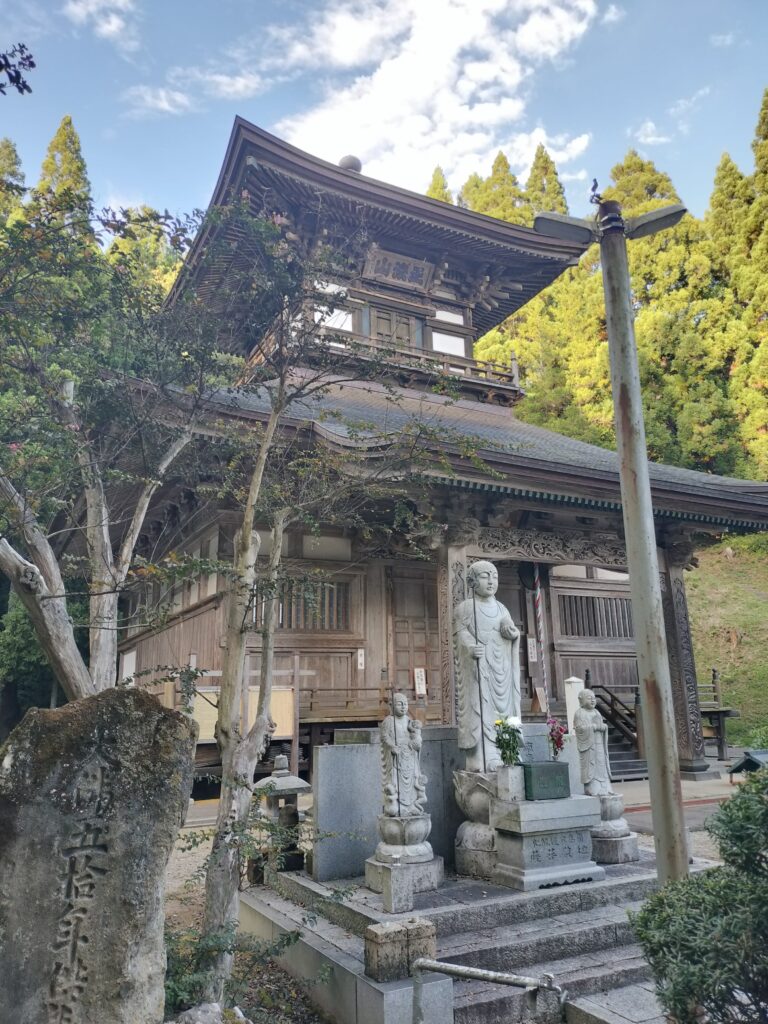 【秋田県由利本荘市】長谷寺：赤田の大仏 地蔵菩薩