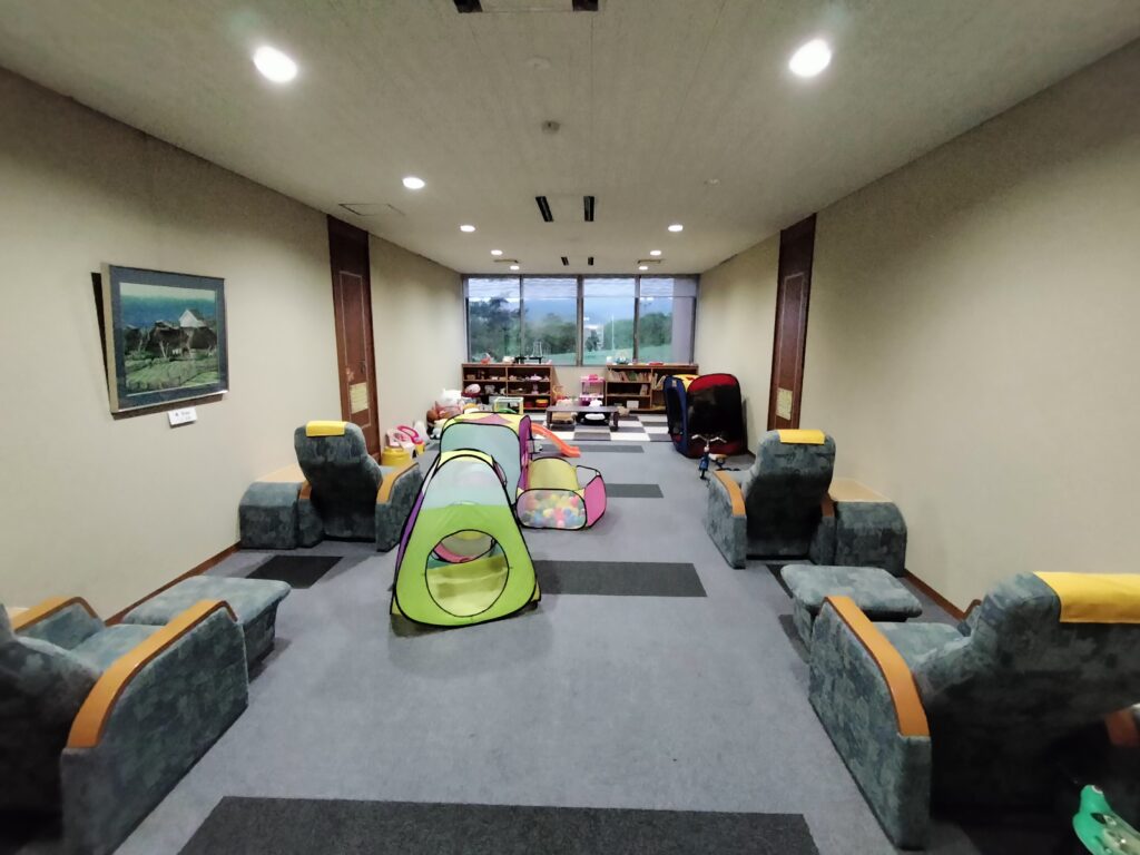 【秋田県由利本荘市】道の駅おおうち ぽぽろっこ キッズコーナー