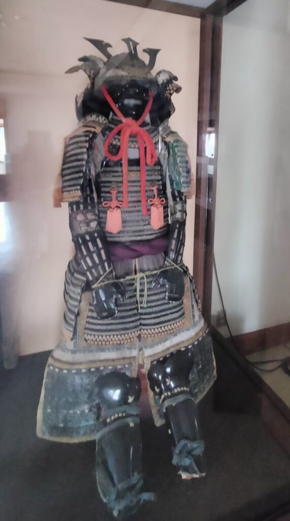 【秋田県由利本荘市】岩城 天鷺村 天鷺城展示鎧兜