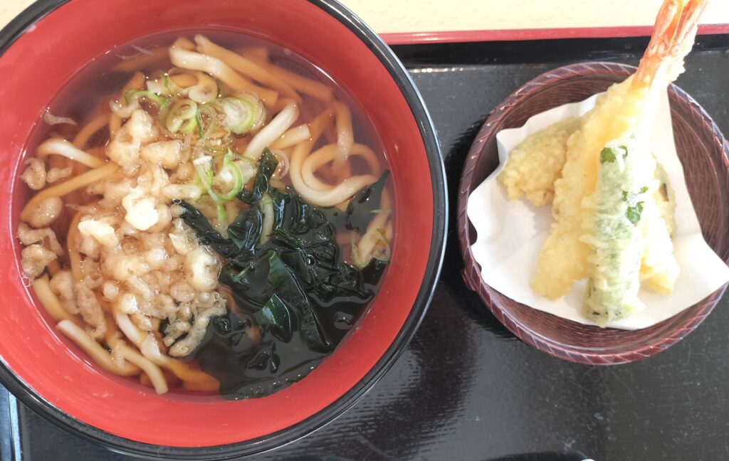 【秋田県秋田市】雄和ふるさと温泉 ユアシス レストラン天ぷらうどん