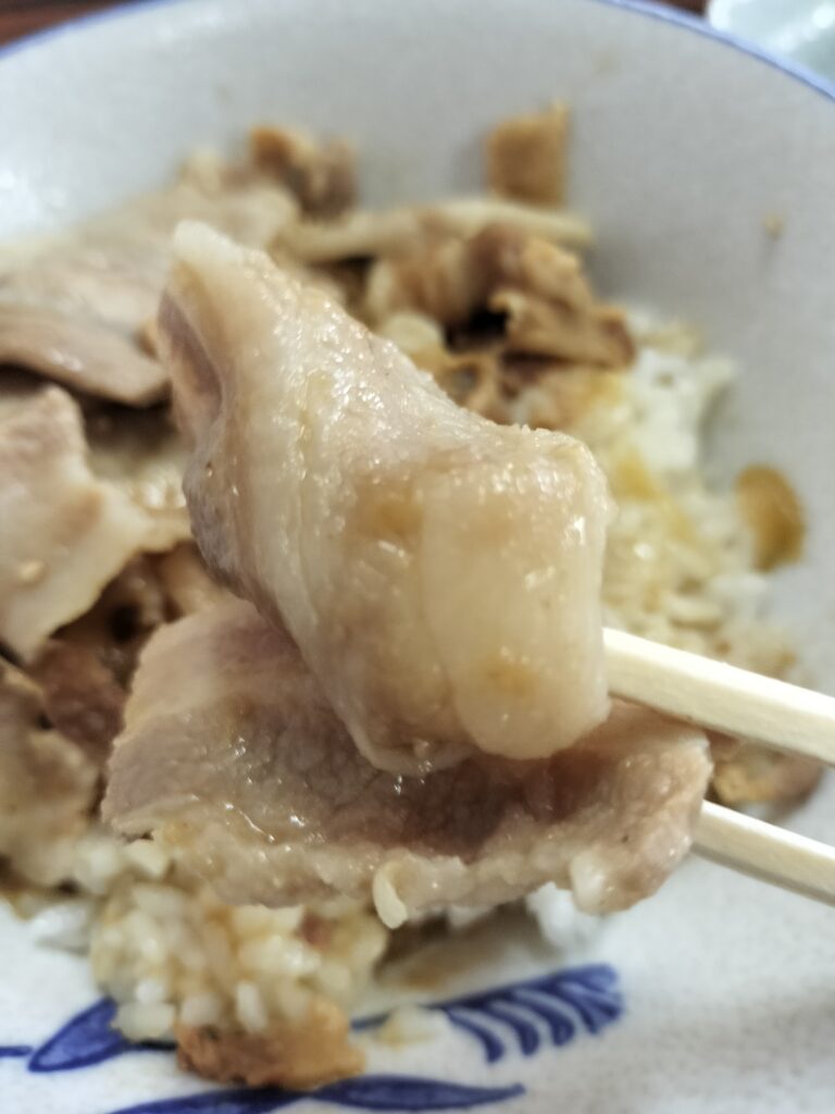 【秋田県湯沢市】皆瀬 小安峡温泉大噴湯たむら屋豚丼肉リフトアップ